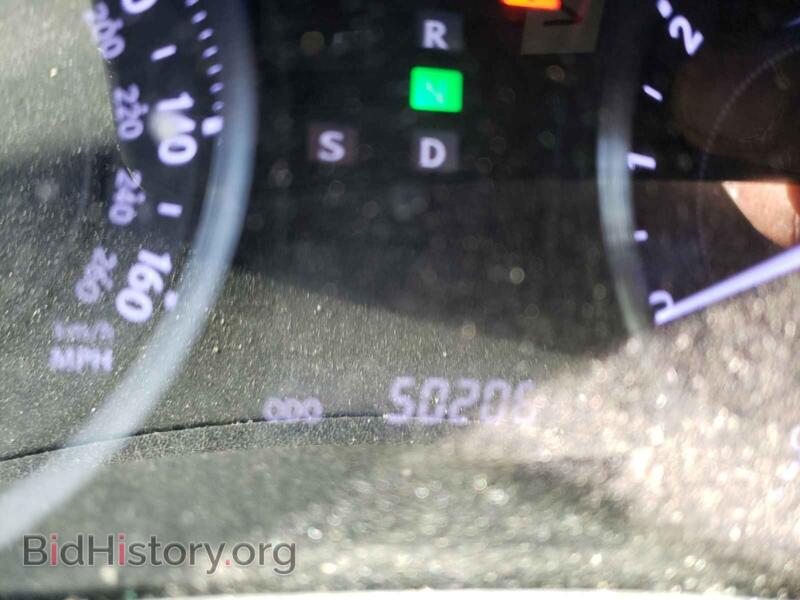 2011 Lexus IS (VIN JTHFF2C22B2515394) — photo 8 of 10