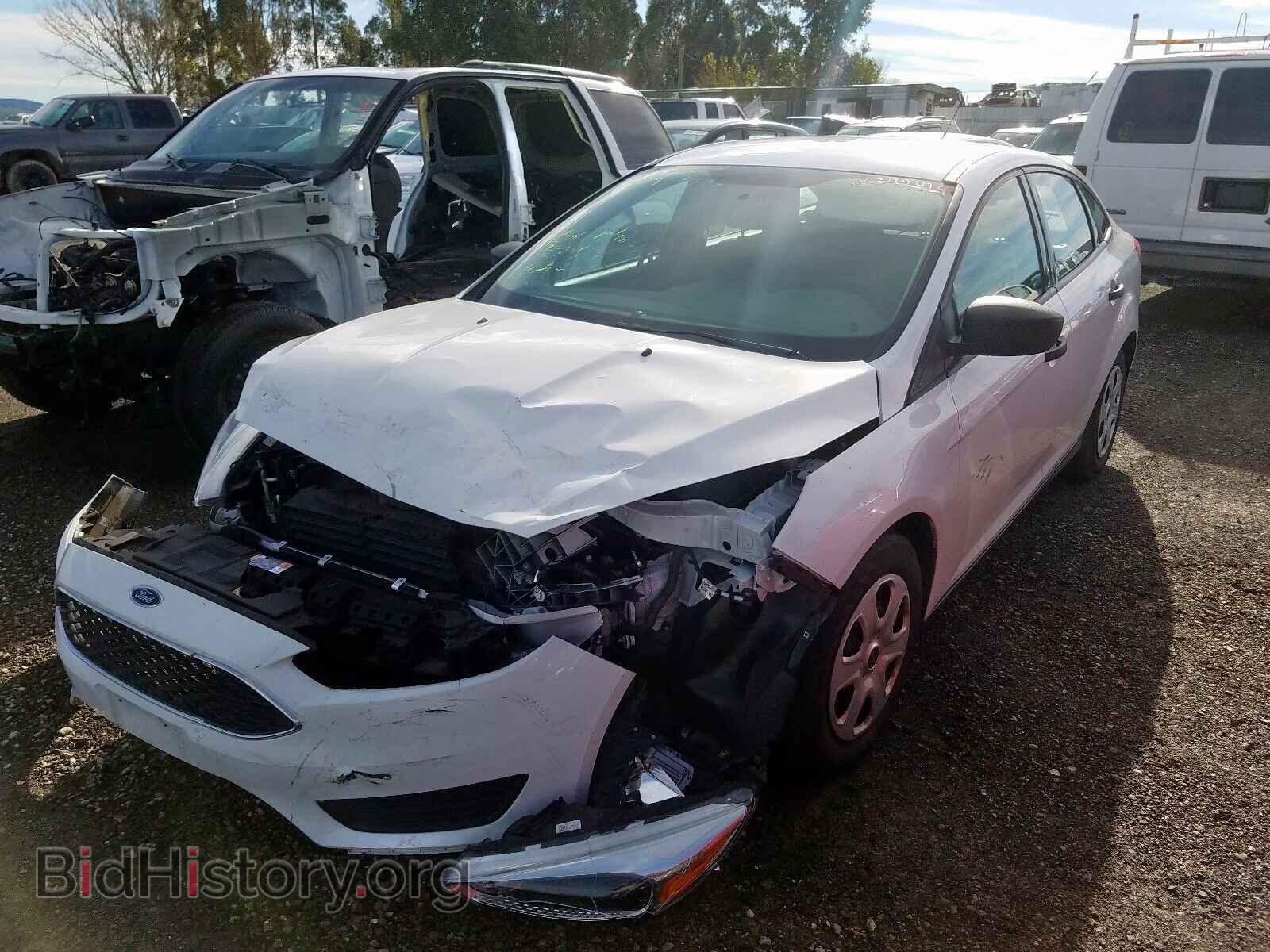 2017 FORD FOCUS - VIN: 1FADP3E23HL314847 - Photo 2