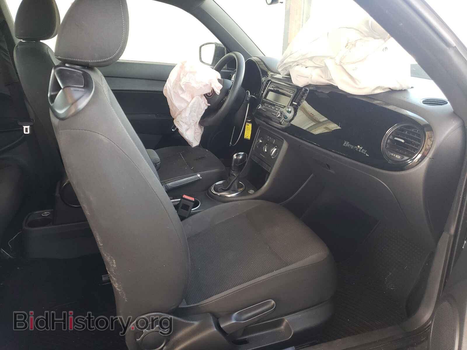 2014 VOLKSWAGEN BEETLE - VIN: 3VWFP7AT1EM624561 - Фото 5