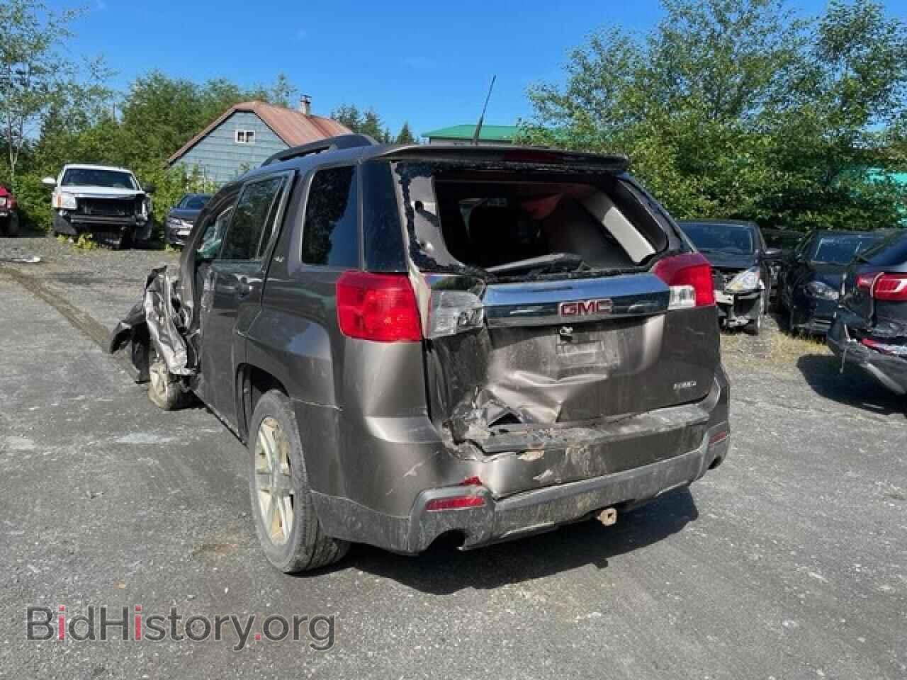 2011 GMC TERRAIN - VIN: 2CTFLVE50B6409908 - Photo 2