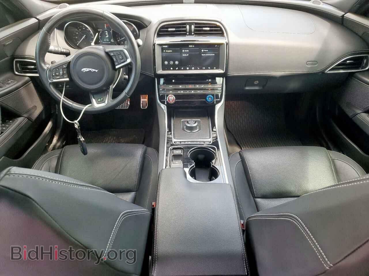 2017 JAGUAR XE - VIN: SAJAF4BV8HA952013 - Фото 8