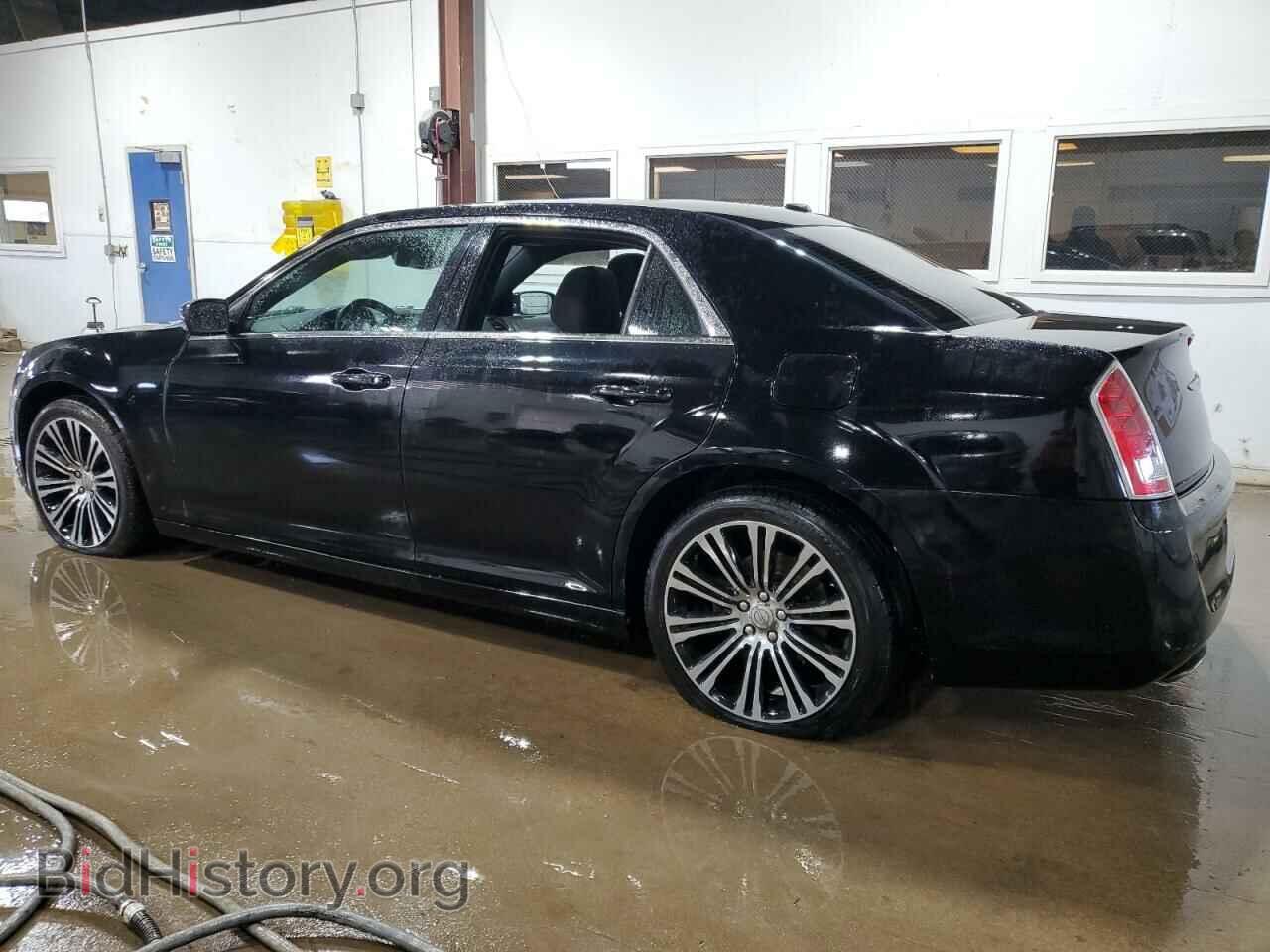 2012 CHRYSLER 300 - VIN: 2C3CCABG4CH143882 - Фото 2