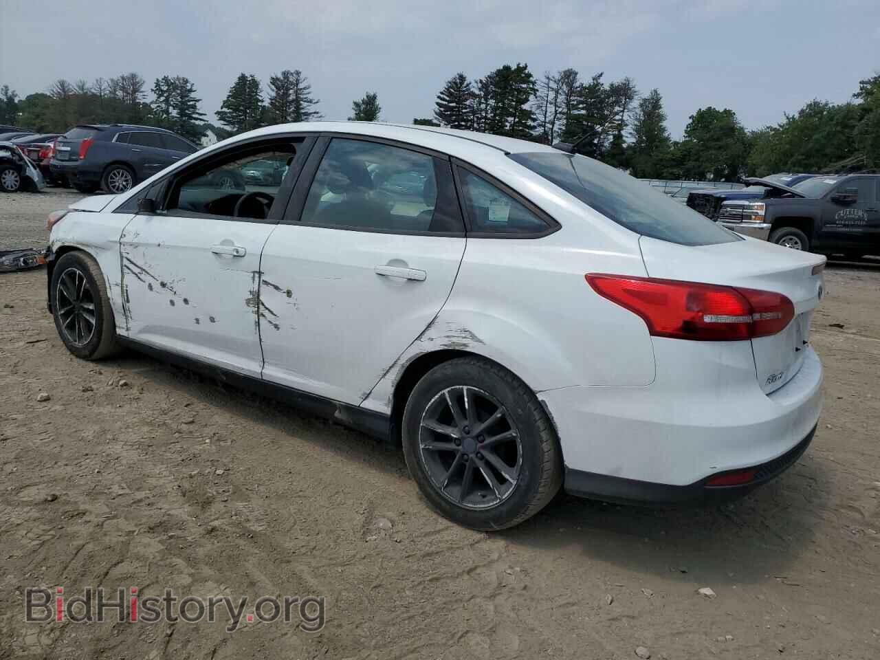 2017 FORD FOCUS - VIN: 1FADP3F25HL323189 - Фото 2