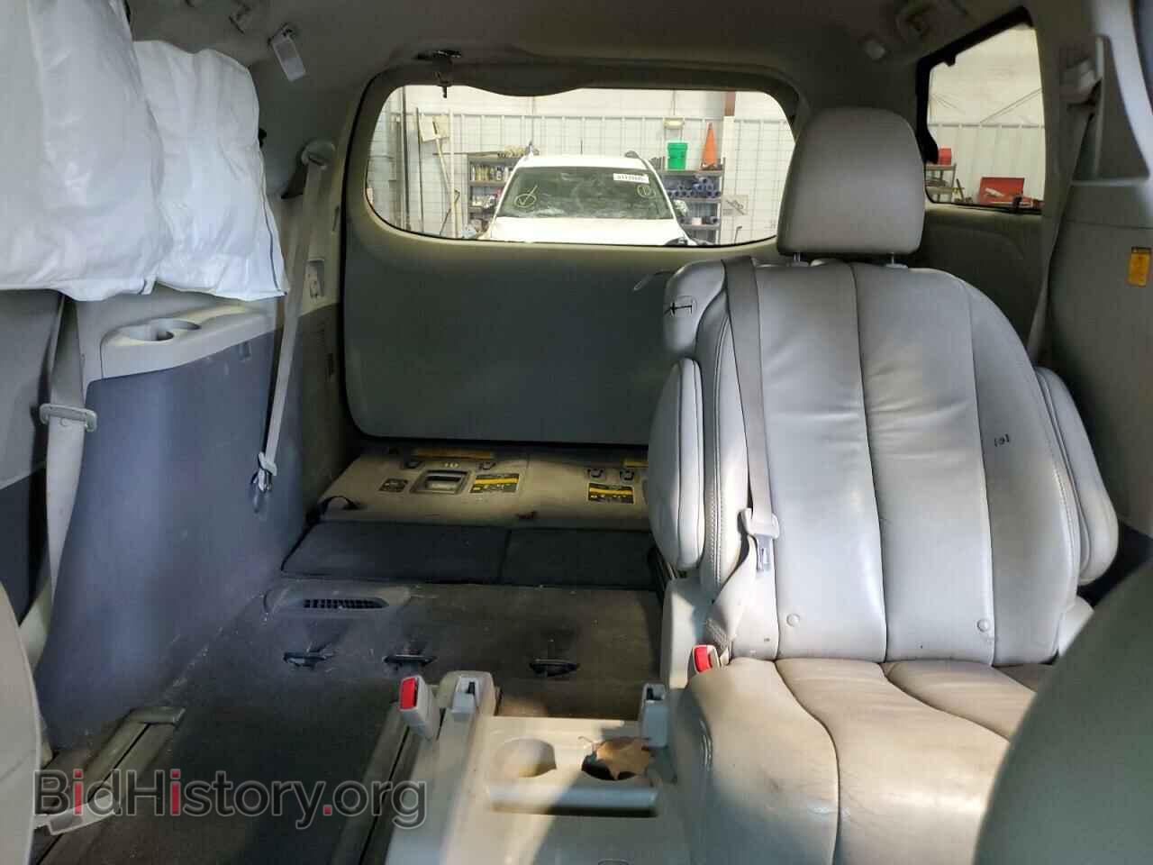 2011 TOYOTA All Models - VIN: 5TDYK3DC3BS063046 - Фото 10