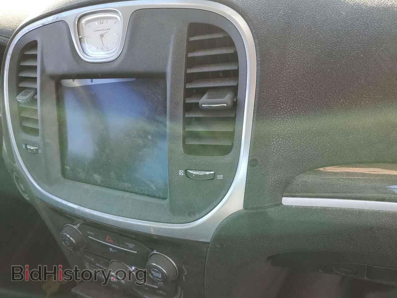 2017 CHRYSLER 300 - VIN: 2C3CCAAG9HH558012 - Фото 9