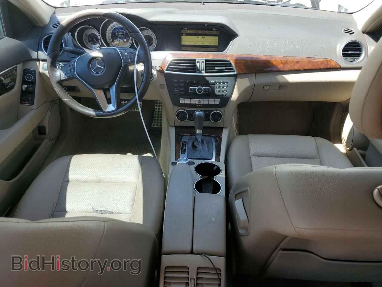 2012 MERCEDES-BENZ C-CLASS - VIN: WDDGF4HB8CA628192 - Фото 8