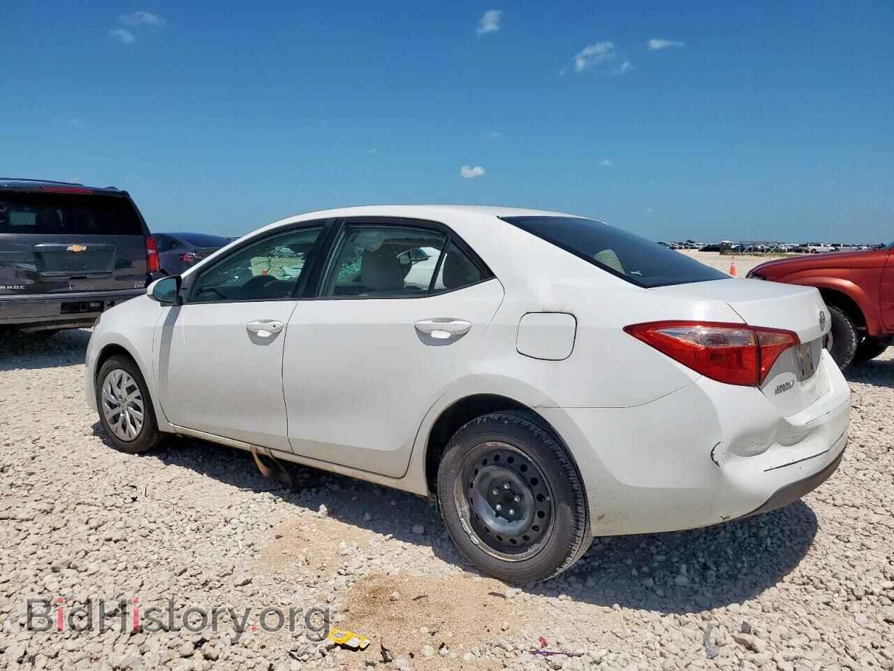 2017 TOYOTA COROLLA - VIN: 5YFBURHE5HP600063 - Фото 2