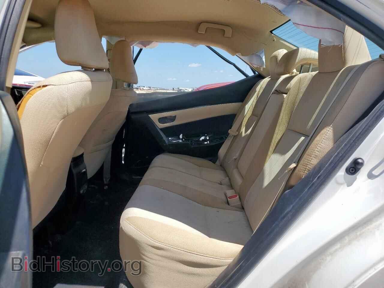 2017 TOYOTA COROLLA - VIN: 5YFBURHE5HP600063 - Фото 11