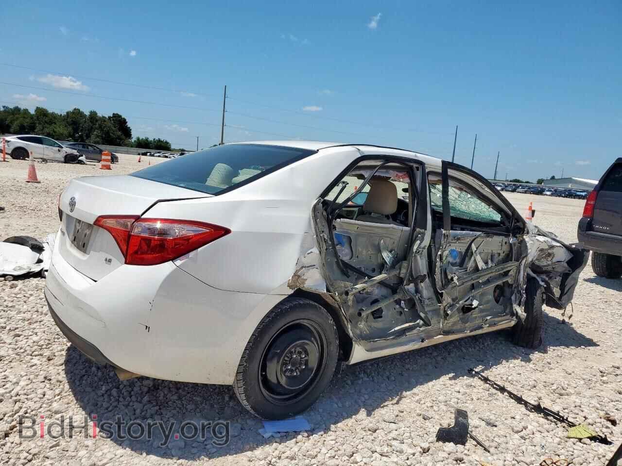 2017 TOYOTA COROLLA - VIN: 5YFBURHE5HP600063 - Фото 3