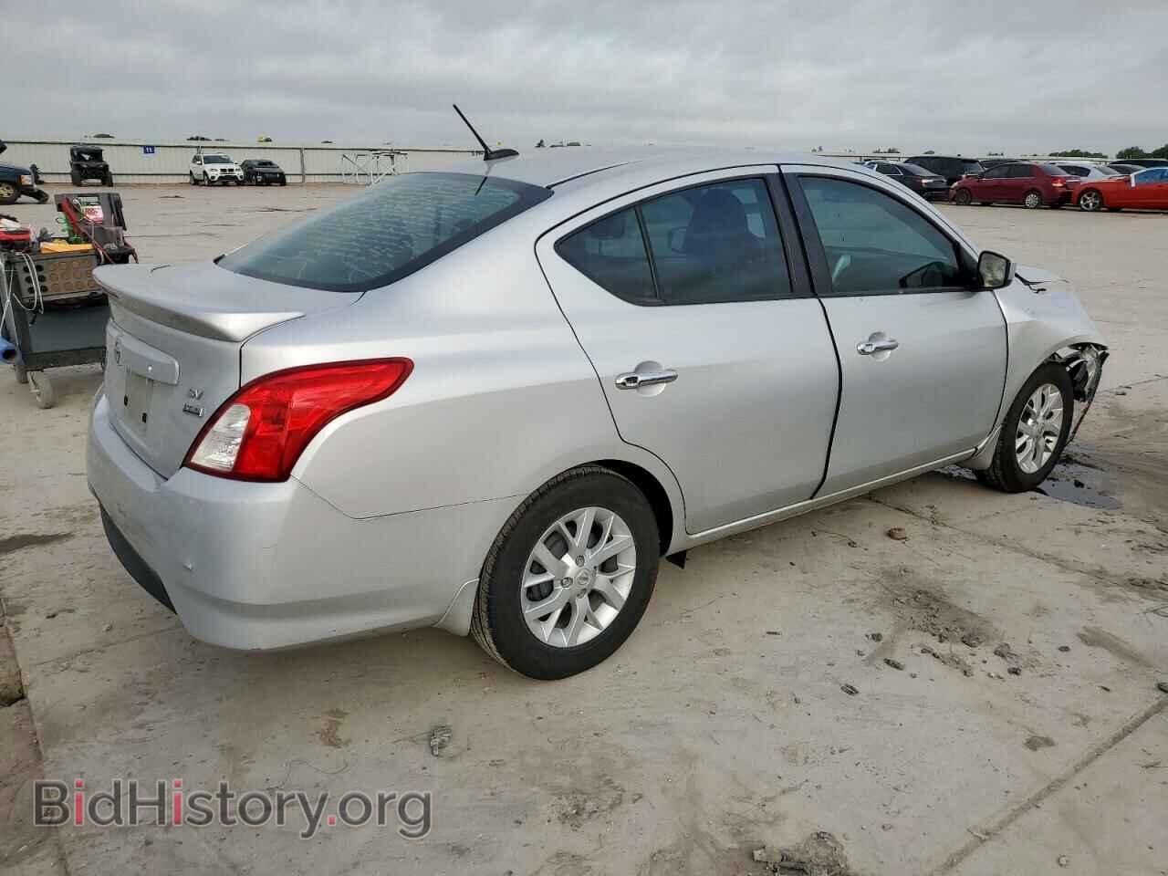 2017 NISSAN VERSA - VIN: 3N1CN7AP8HL891322 - Фото 3