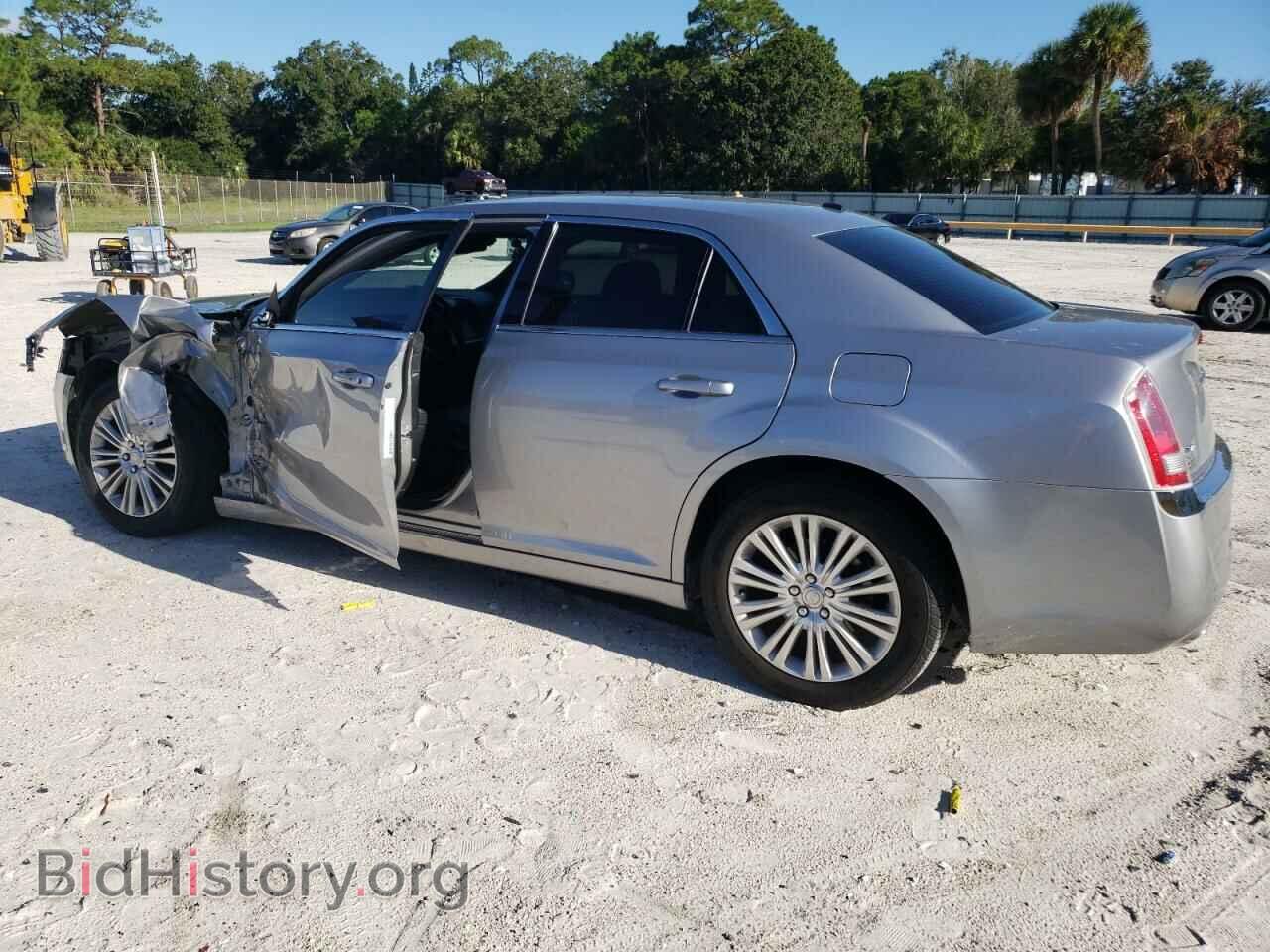 2014 CHRYSLER 300 - VIN: 2C3CCARG5EH140921 - Photo 2