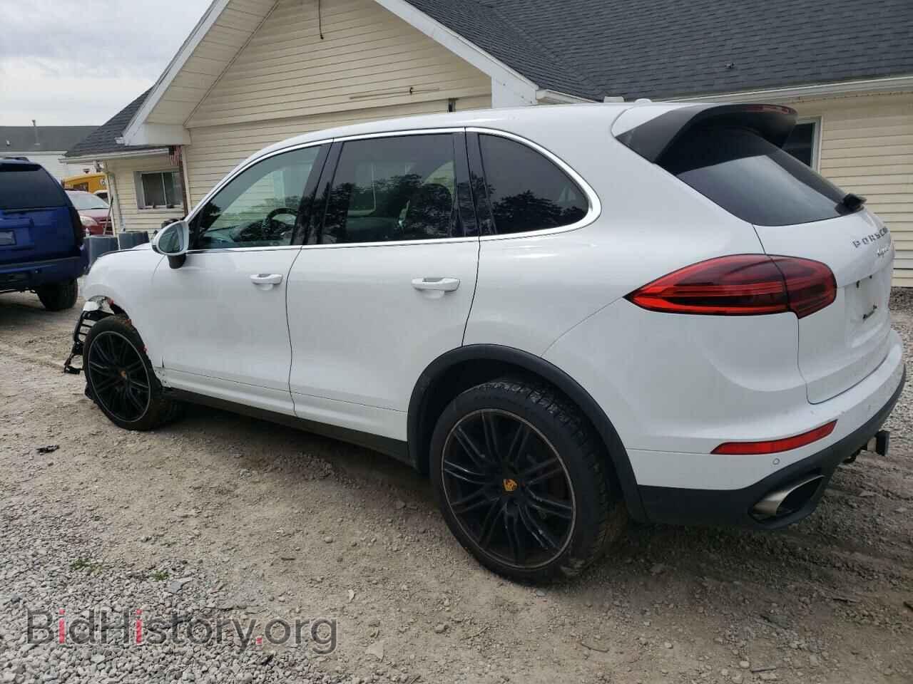 2016 PORSCHE CAYENNE - VIN: WP1AA2A20GKA15415 - Фото 2
