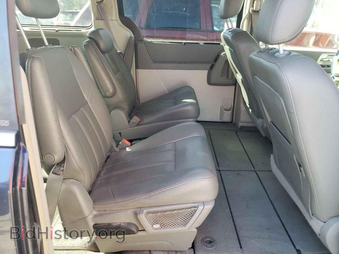 2008 CHRYSLER MINIVAN - VIN: 2A8HR54P38R754050 - Фото 6