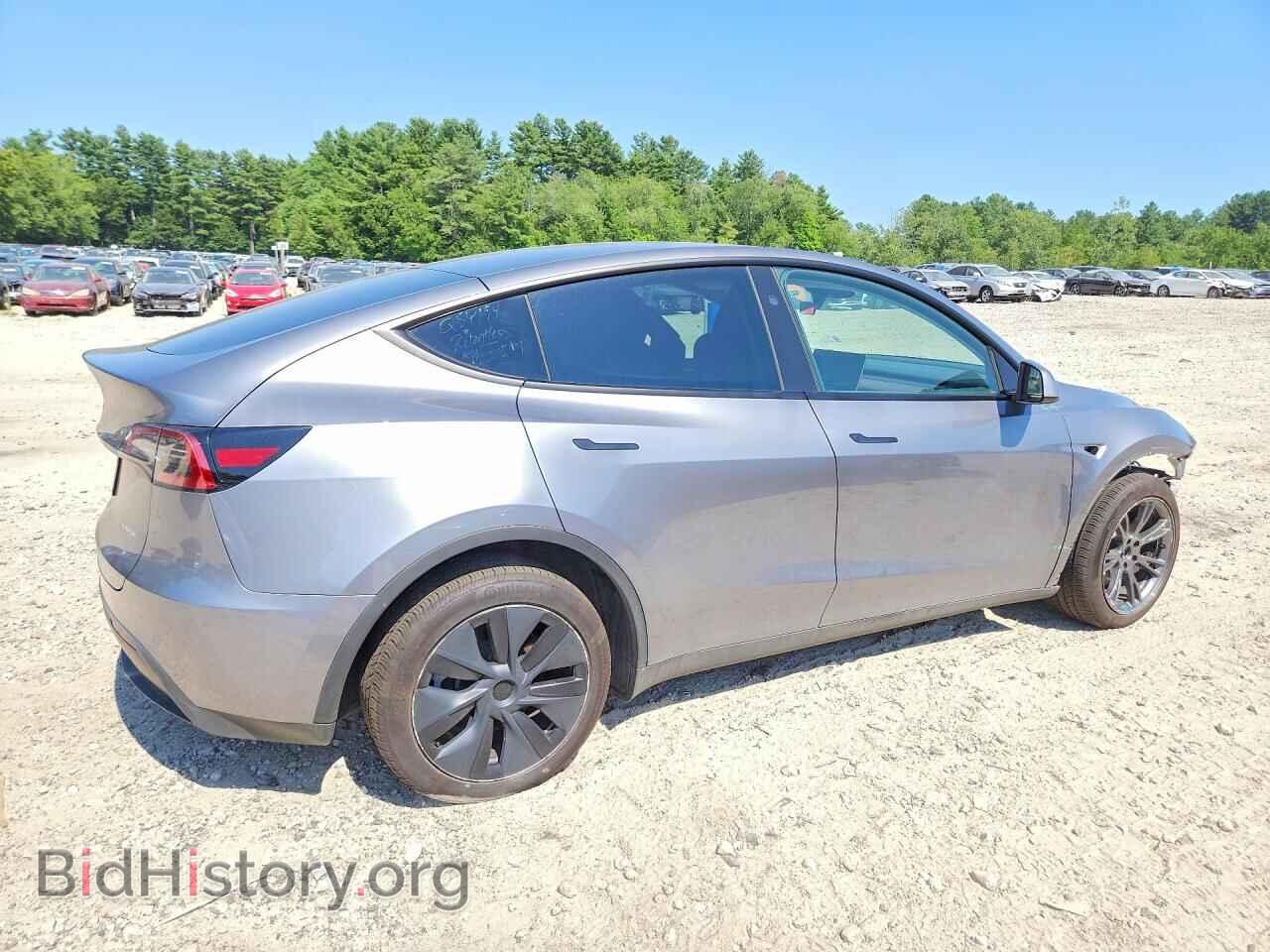 2024 TESLA MODEL Y - VIN: 7SAYGDEE1RF202194 - Фото 3