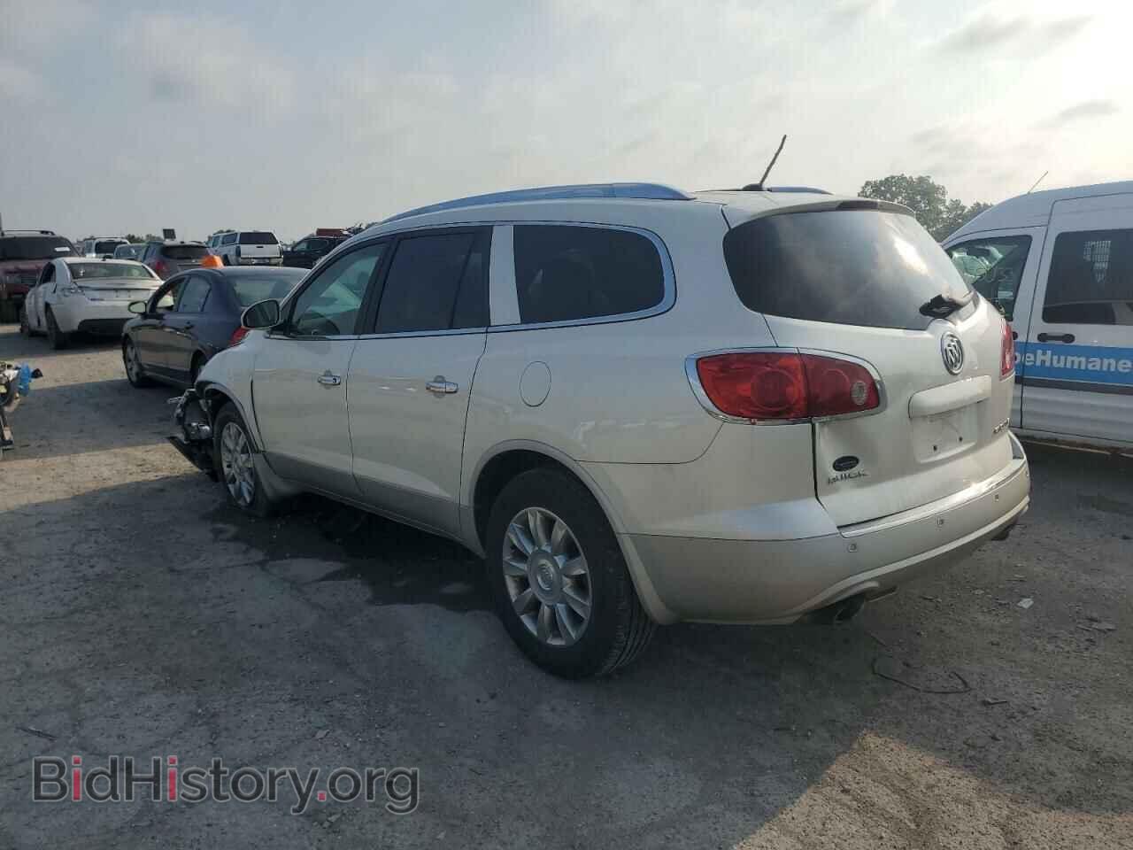 2012 BUICK ENCLAVE - VIN: 5GAKRCED8CJ143046 - Фото 2