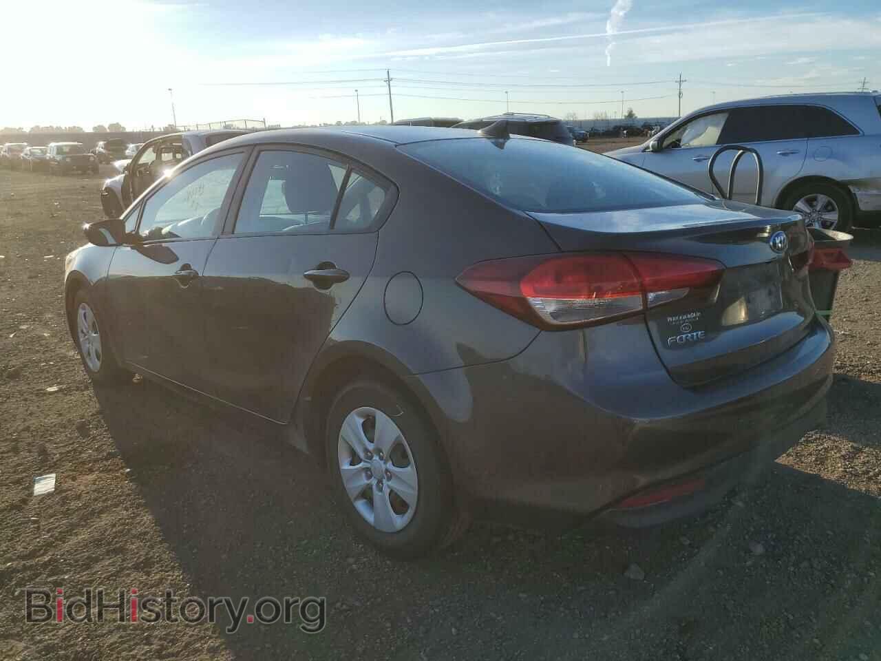 2017 KIA FORTE - VIN: 3KPFL4A75HE102434 - Фото 3