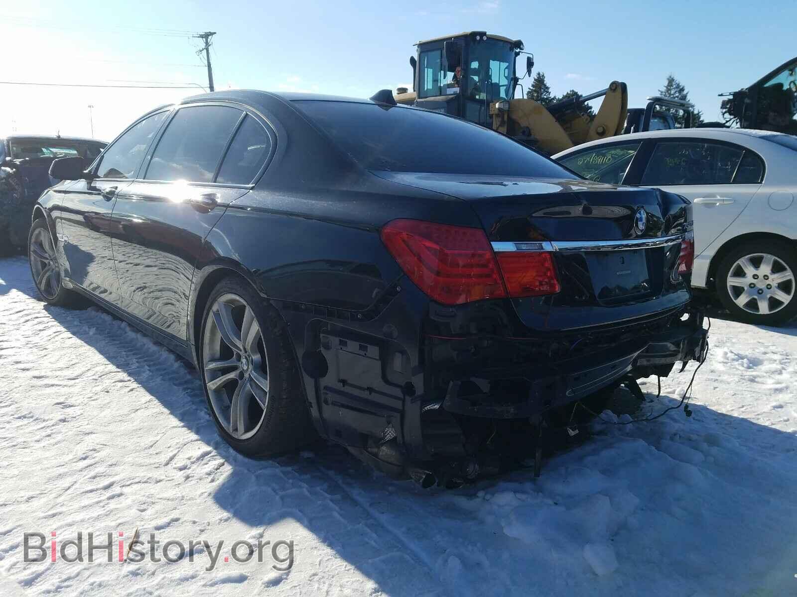 2011 BMW 7 SERIES - VIN: WBAKB8C51BCY66801 - Фото 3