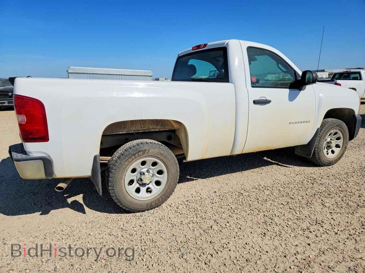 2010 CHEVROLET SILVERADO - VIN: 1GCPCPEX2AZ124708 - Фото 3