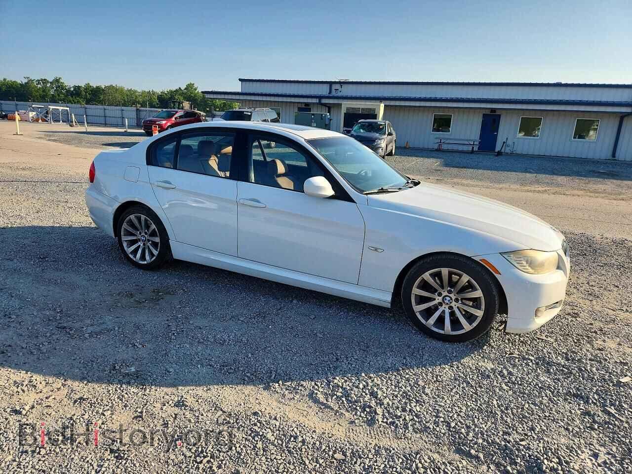 2011 BMW 3 SERIES - VIN: WBAPH7C53BE850585 - Фото 4