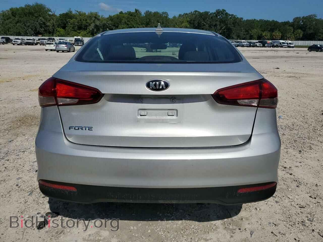 2017 KIA FORTE - VIN: 3KPFK4A73HE117369 - Фото 6