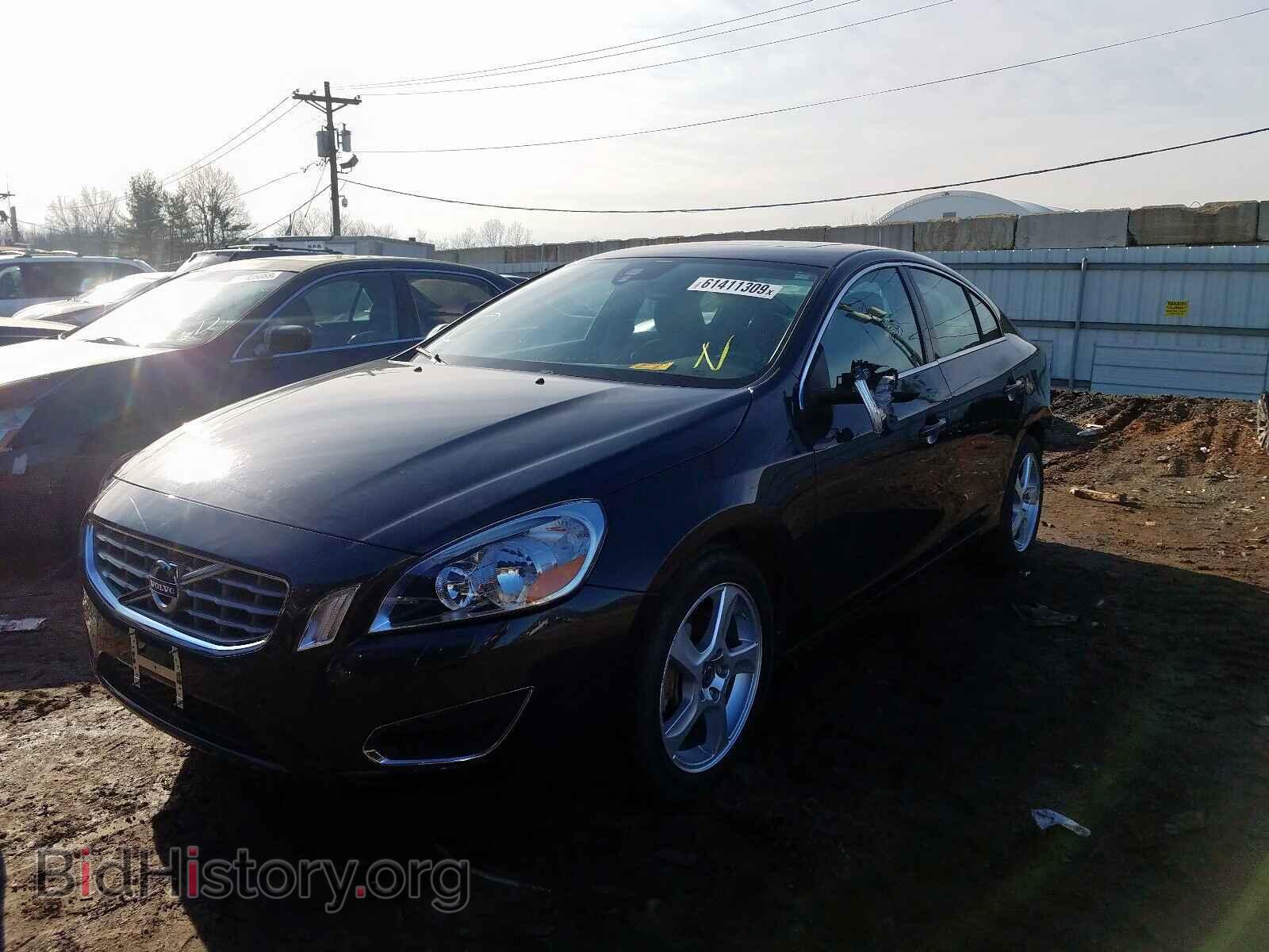 2013 VOLVO S60 - VIN: YV1612FS1D2185191 - Фото 2