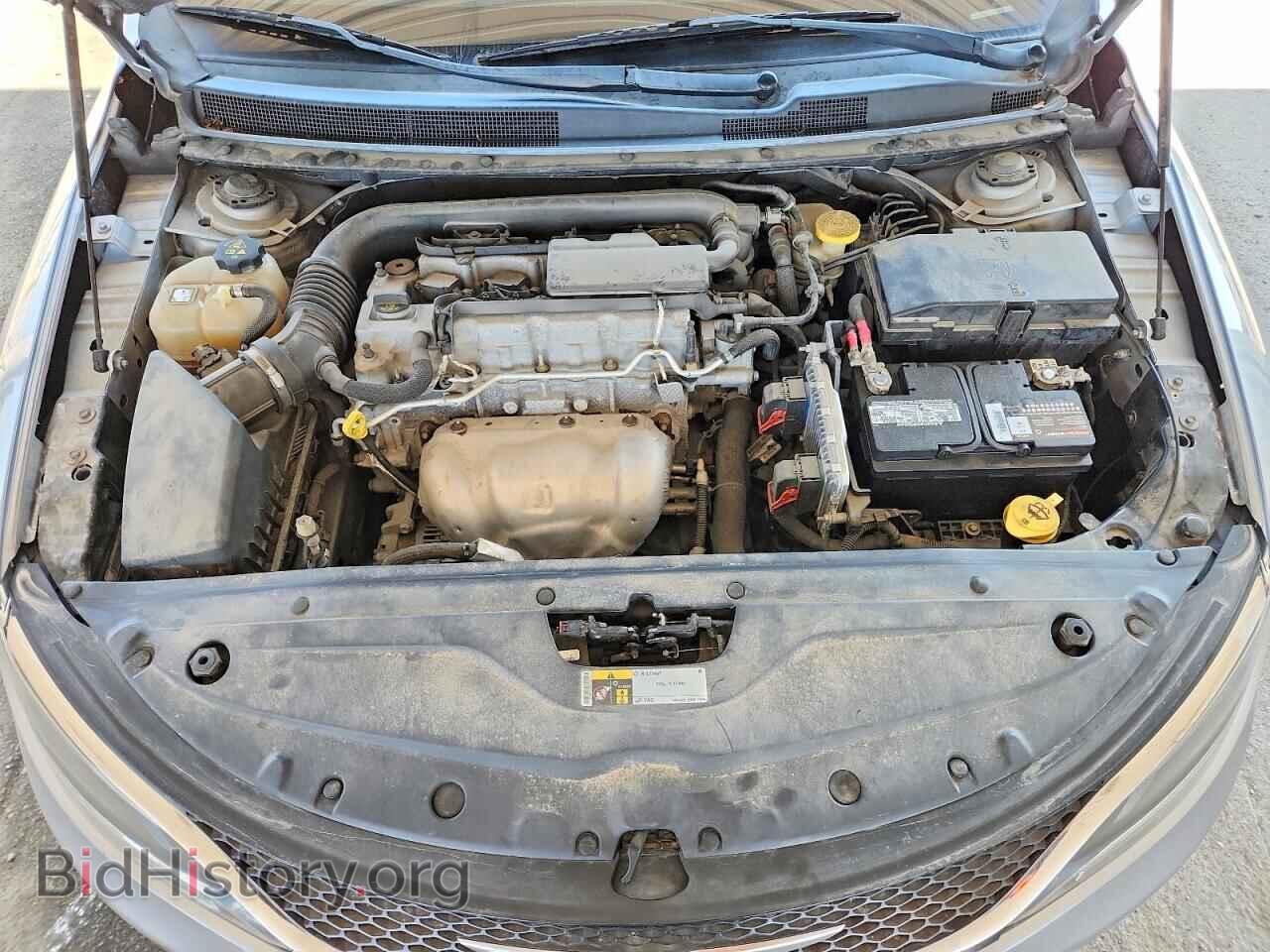 2015 CHRYSLER 200 - VIN: 1C3CCCFBXFN623303 - Photo 11