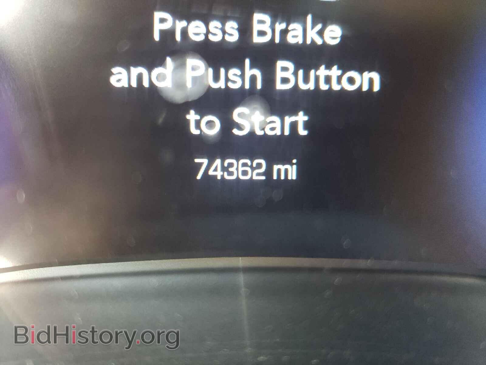 2017 CHRYSLER 300 - VIN: 2C3CCARG0HH582641 - Фото 8