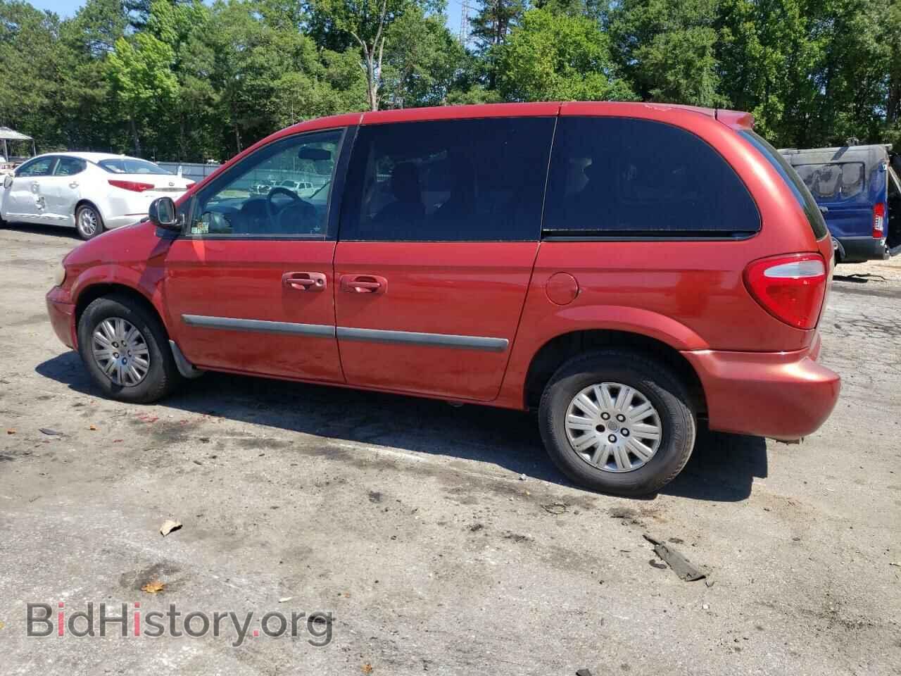 2006 CHRYSLER MINIVAN - VIN: 1A4GP45R06B550203 - Фото 2