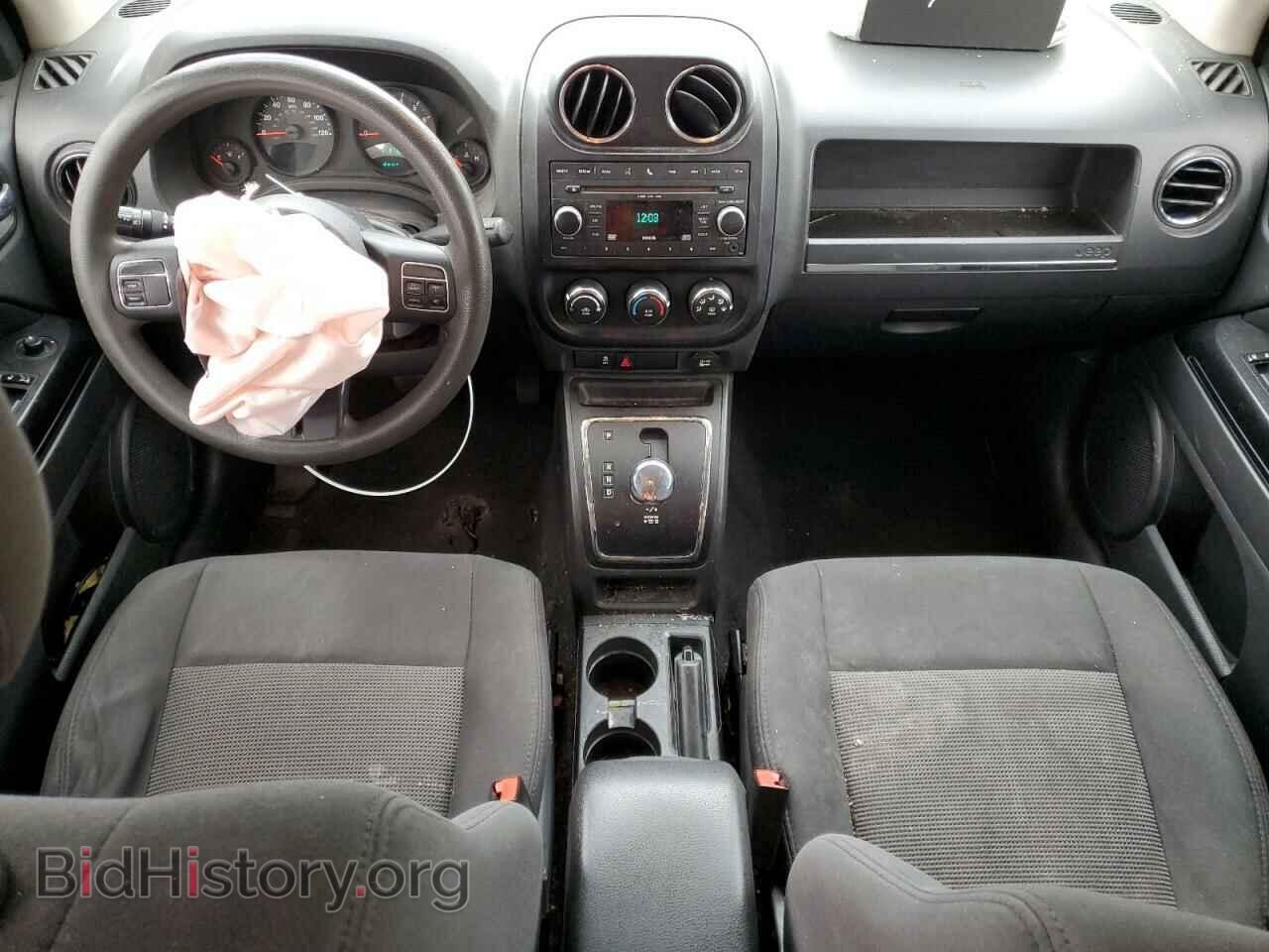 2011 JEEP COMPASS - VIN: 1J4NT1FB9BD178748 - Photo 8