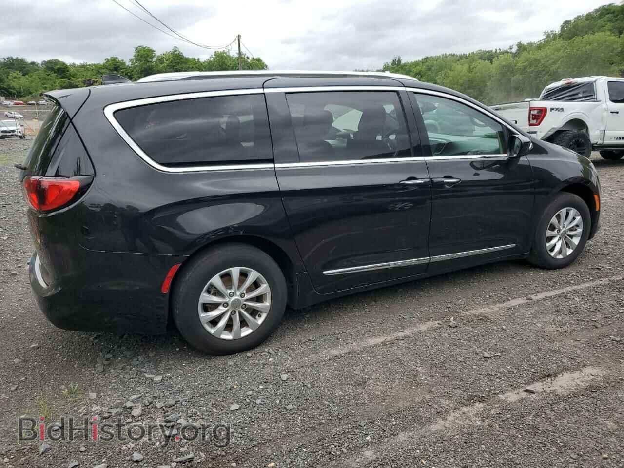 2018 CHRYSLER PACIFICA - VIN: 2C4RC1BG2JR114345 - Фото 3