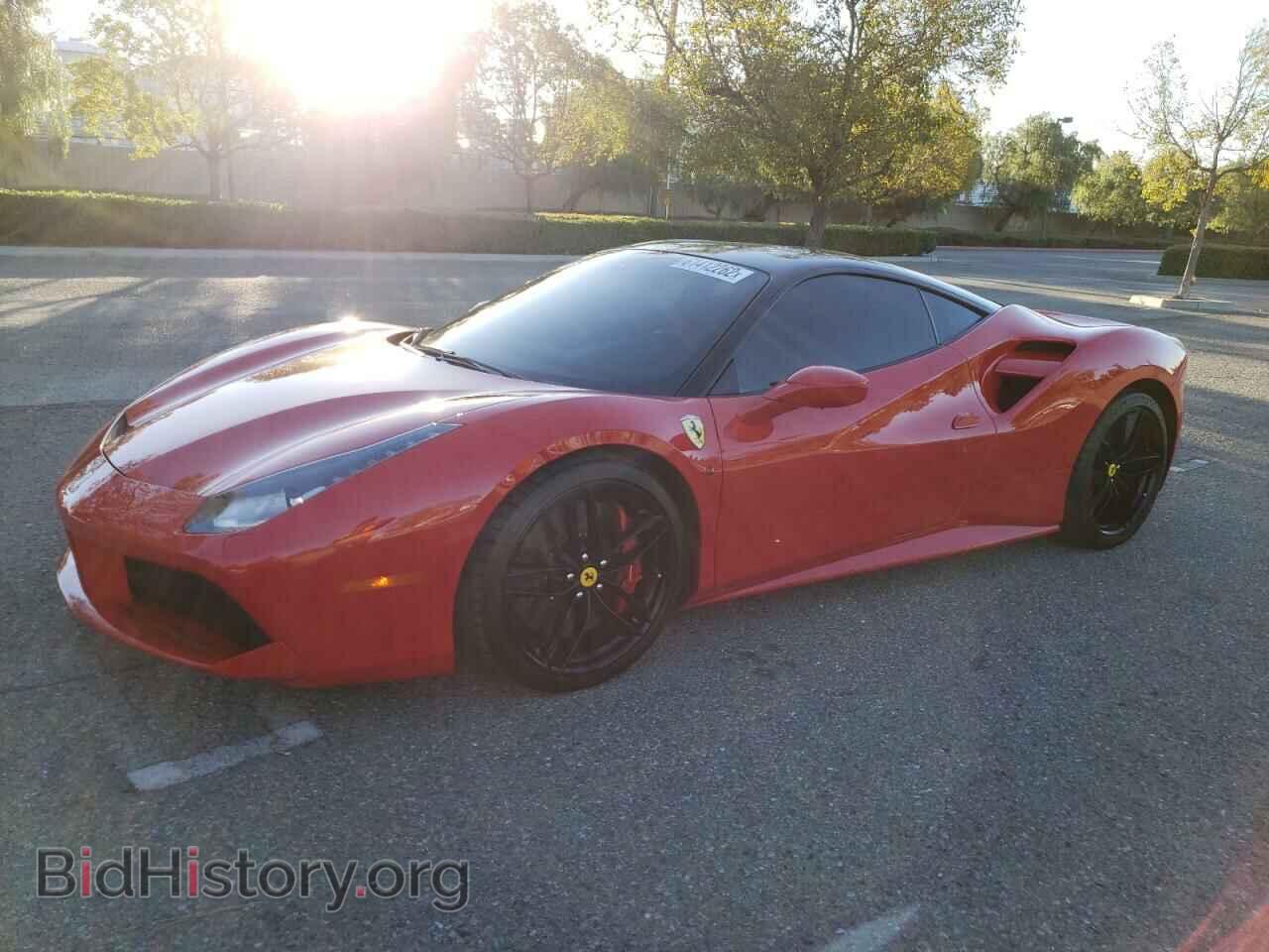 Photo ZFF79ALA4J0231842 - FERRARI ALL MODELS 2018