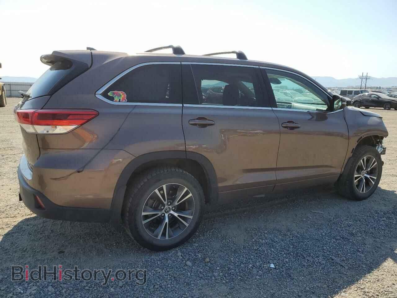 2018 TOYOTA HIGHLANDER - VIN: 5TDBZRFH2JS912322 - Фото 3
