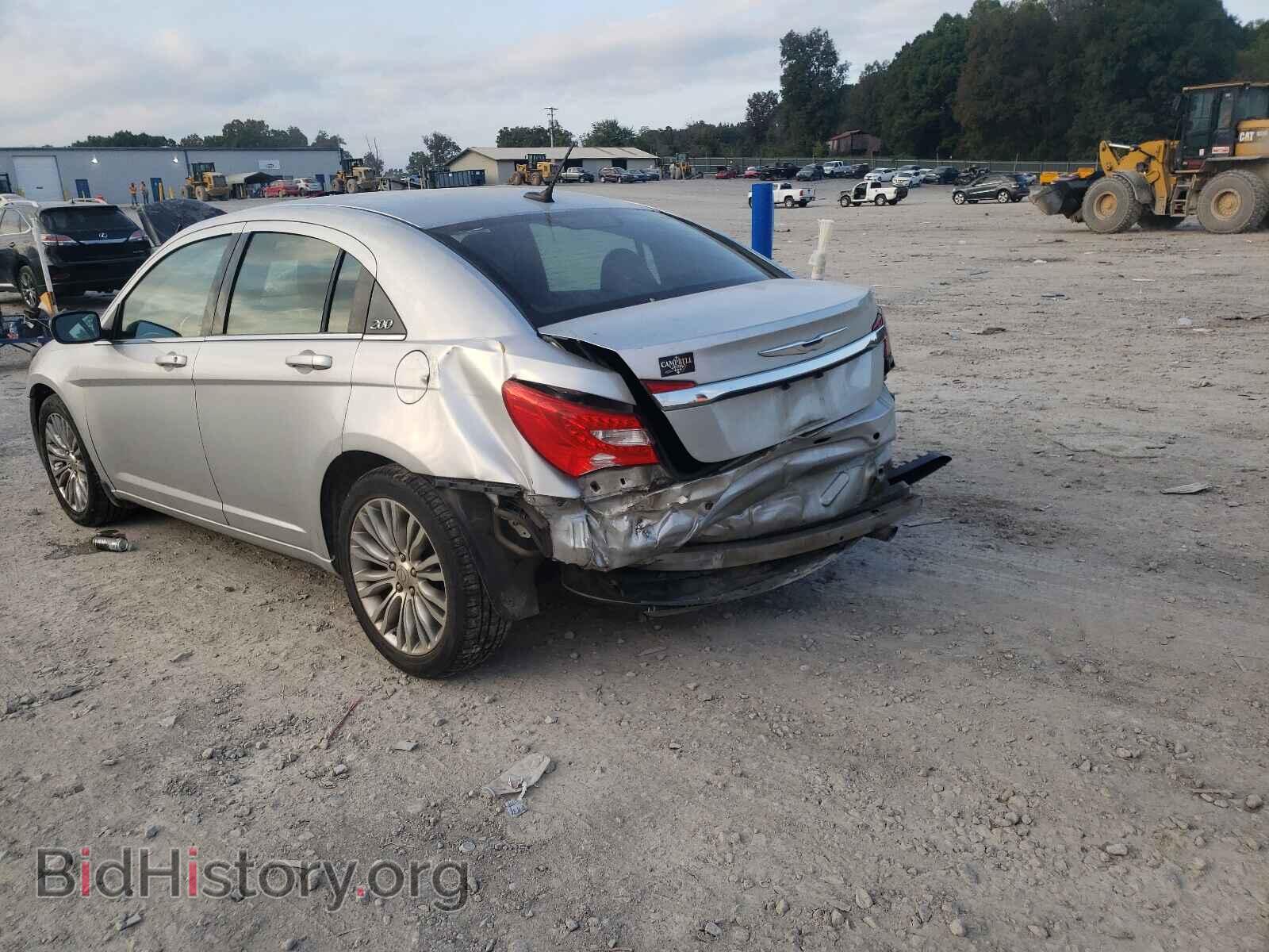 2012 CHRYSLER 200 - VIN: 1C3CCBAB8CN256530 - Photo 3