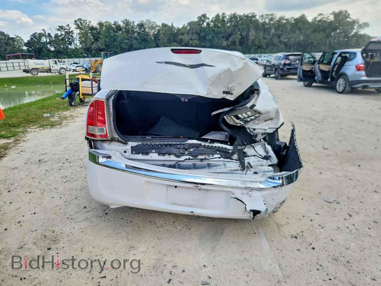 2014 CHRYSLER 300 - VIN: 2C3CCAAG8EH228356 - Фото 6