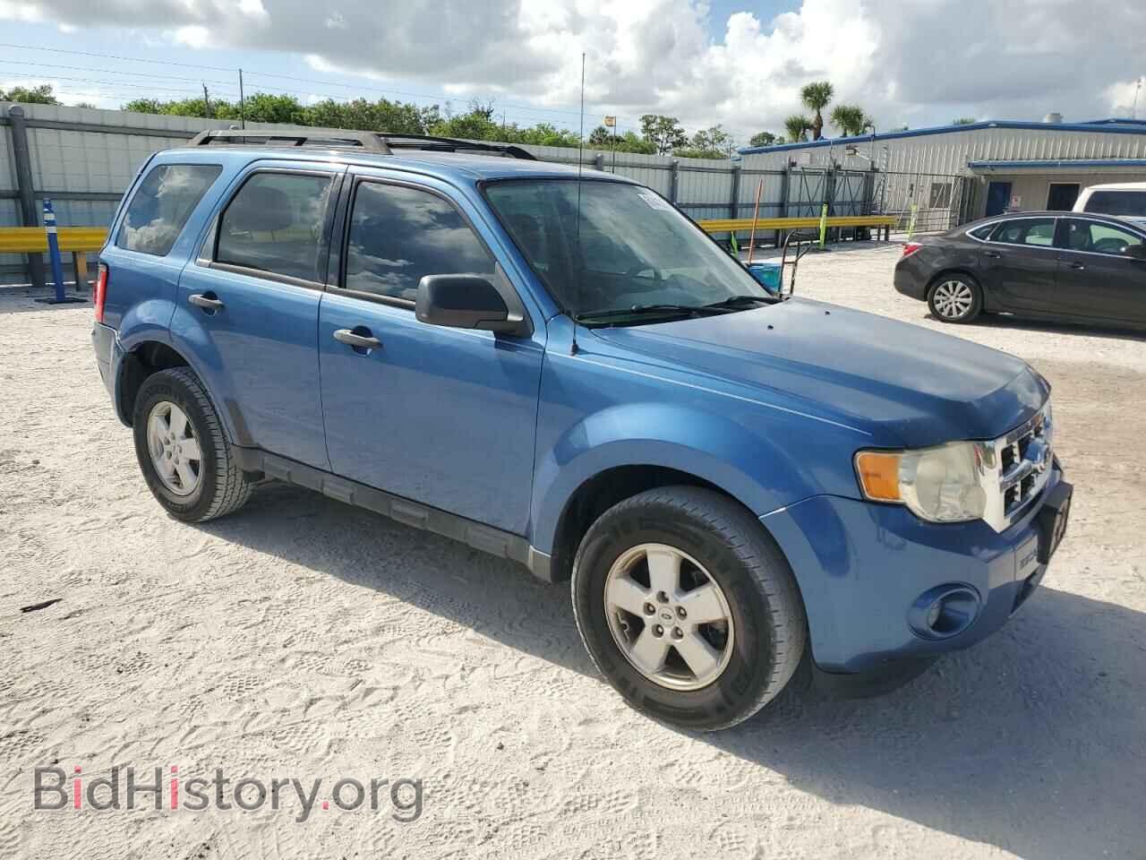 2010 FORD ESCAPE - VIN: 1FMCU0C70AKC46235 - Фото 4