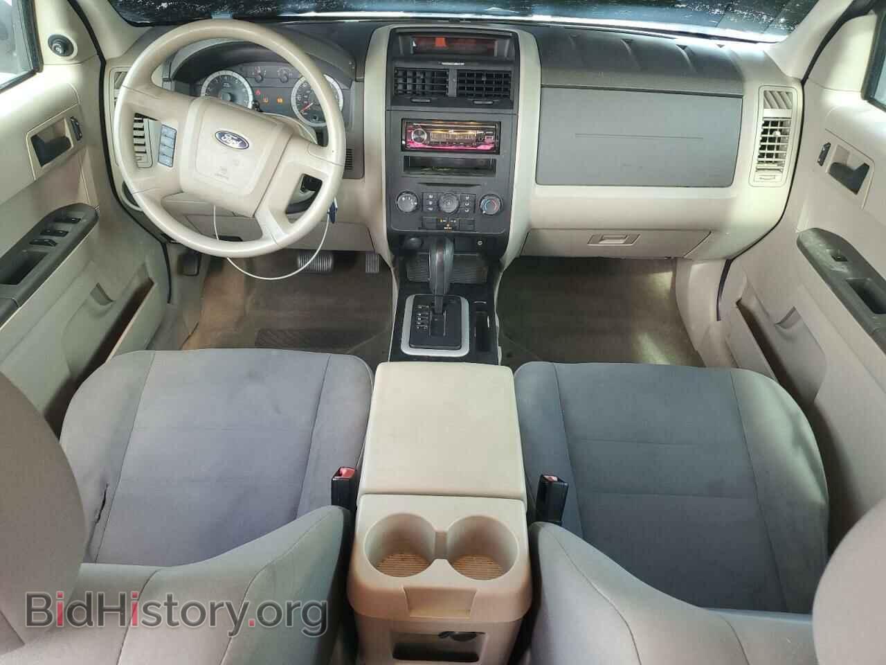 2010 FORD ESCAPE - VIN: 1FMCU0C70AKC46235 - Фото 8