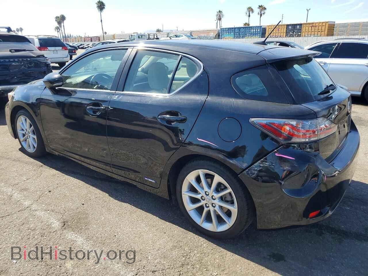 2011 LEXUS CT 200 - VIN: JTHKD5BH2B2028319 - Photo 2