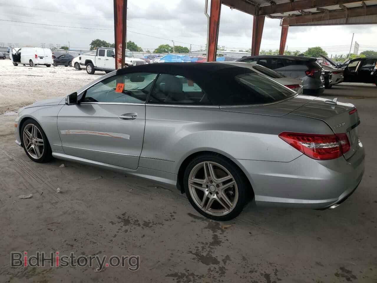2011 MERCEDES-BENZ E-CLASS - VIN: WDDKK7CF5BF082793 - Фото 2
