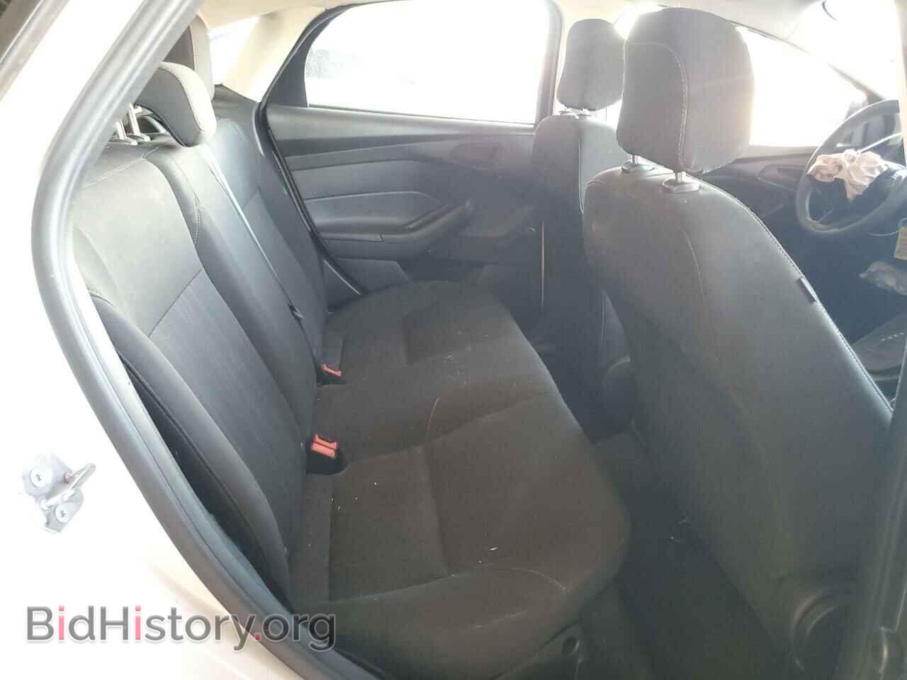 2016 FORD FOCUS - VIN: 1FADP3E27GL211767 - Фото 10