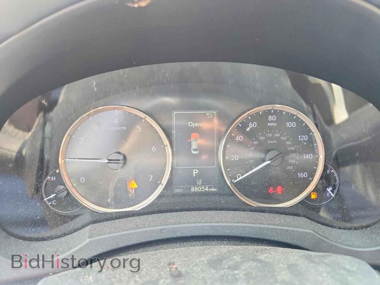 2018 LEXUS IS - VIN: JTHC81D20J5030917 - Photo 9