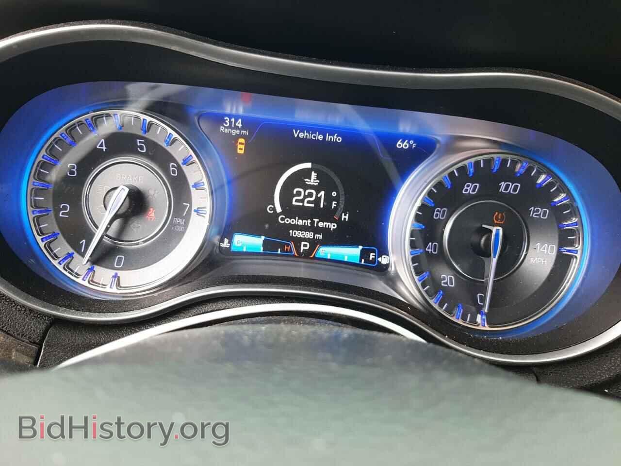 2015 CHRYSLER 300 - VIN: 2C3CCAEG0FH833015 - Фото 9
