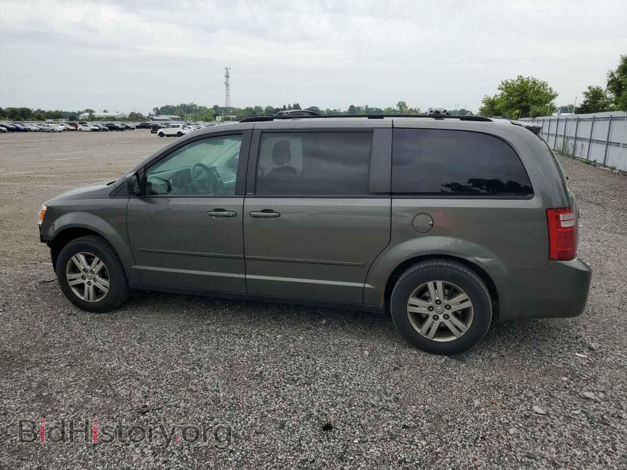2010 DODGE CARAVAN - VIN: 2D4RN4DE7AR453063 - Photo 2