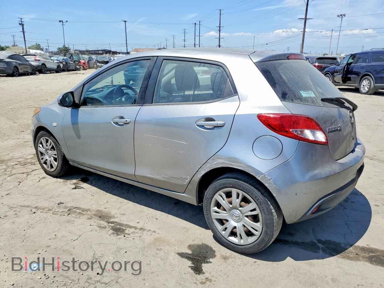 2013 MAZDA 2 - VIN: JM1DE1KY2D0166375 - Фото 2