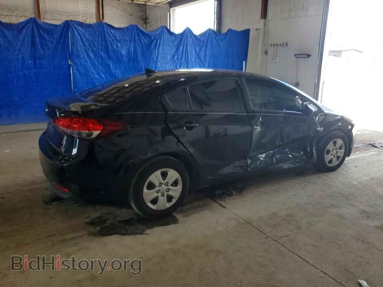 2017 KIA FORTE - VIN: 3KPFK4A77HE136748 - Фото 3