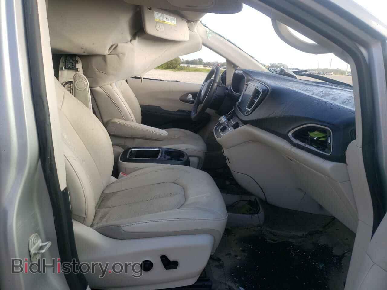 2020 CHRYSLER PACIFICA - VIN: 2C4RC1EG2LR210782 - Photo 5