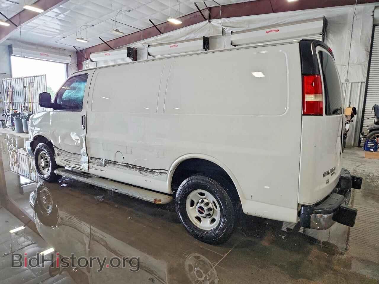 2014 GMC SAVANA - VIN: 1GTW7FCA4E1913679 - Photo 2