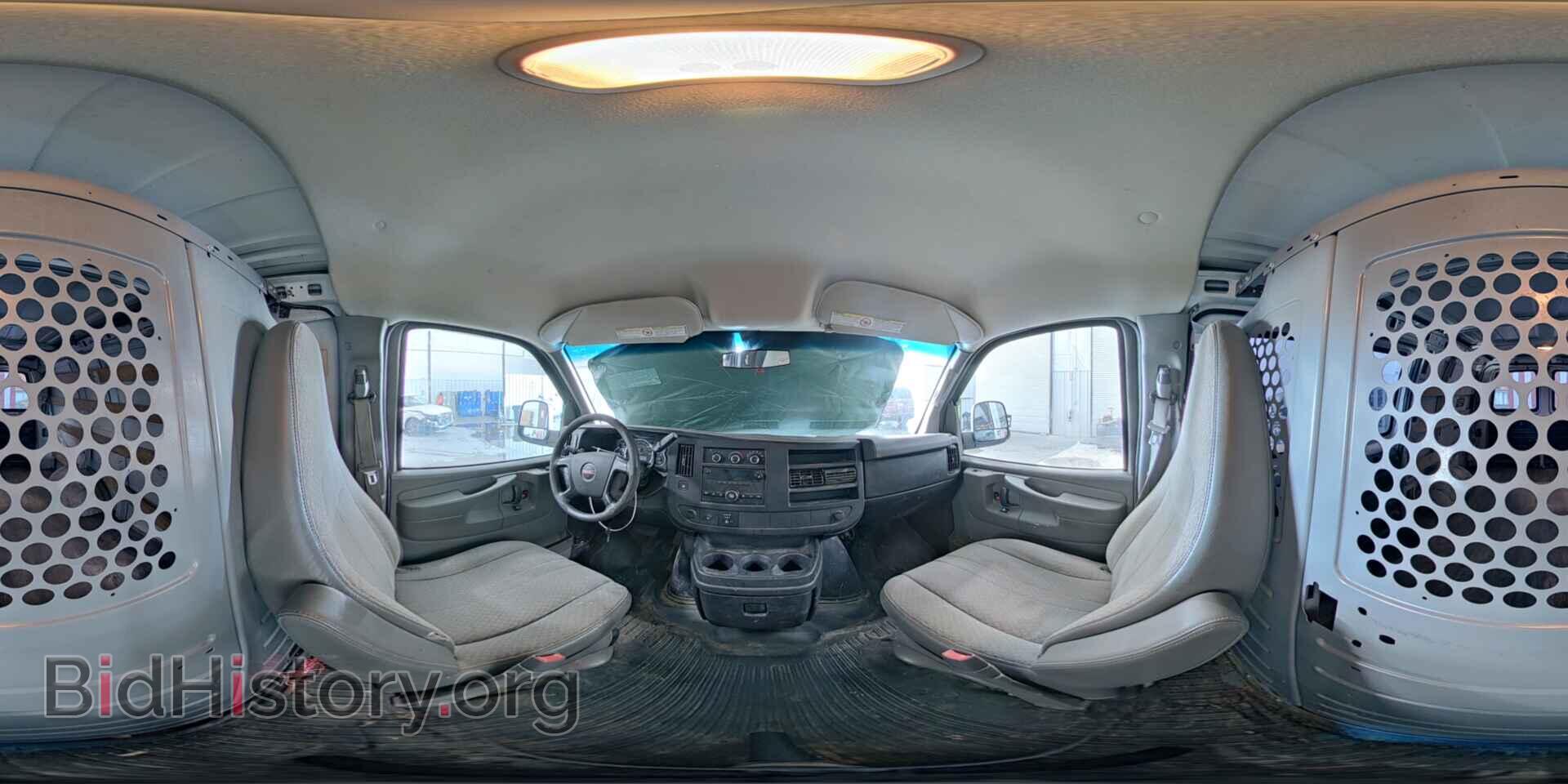 2014 GMC SAVANA - VIN: 1GTW7FCA4E1913679 - Photo 15