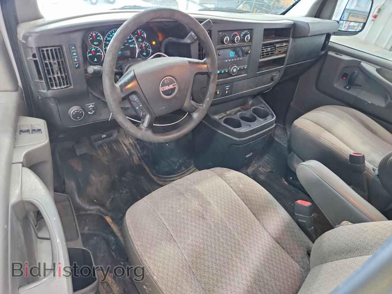 2014 GMC SAVANA - VIN: 1GTW7FCA4E1913679 - Photo 8