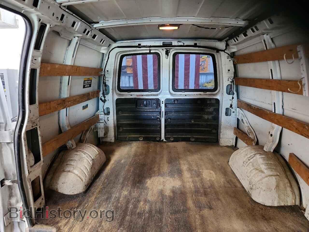 2014 GMC SAVANA - VIN: 1GTW7FCA4E1913679 - Photo 10