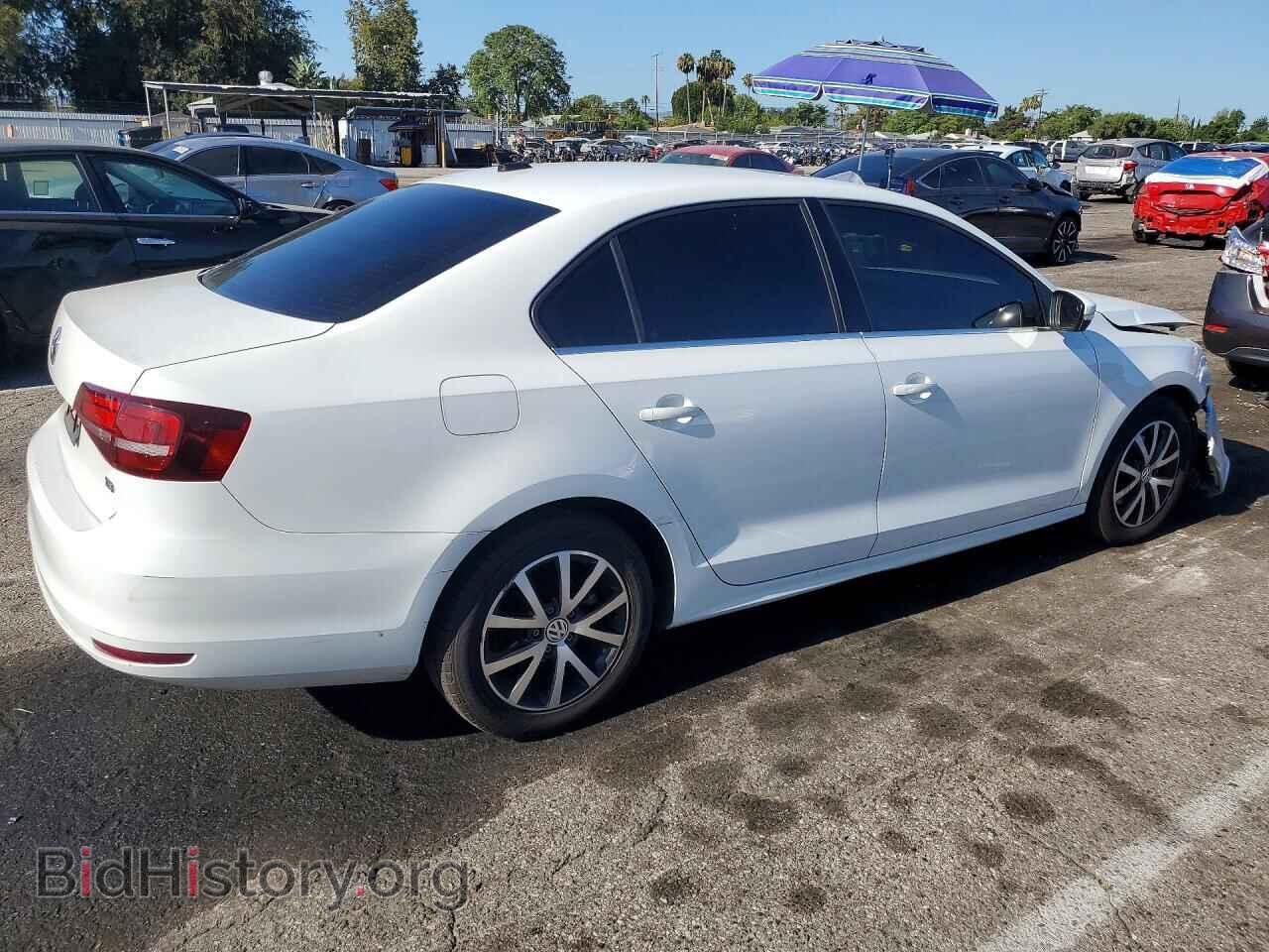 2017 VOLKSWAGEN JETTA - VIN: 3VWDB7AJXHM295741 - Фото 3